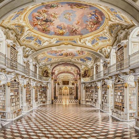 Wohnstudio In Umgebauter Scheune Altlassing Екстер'єр фото